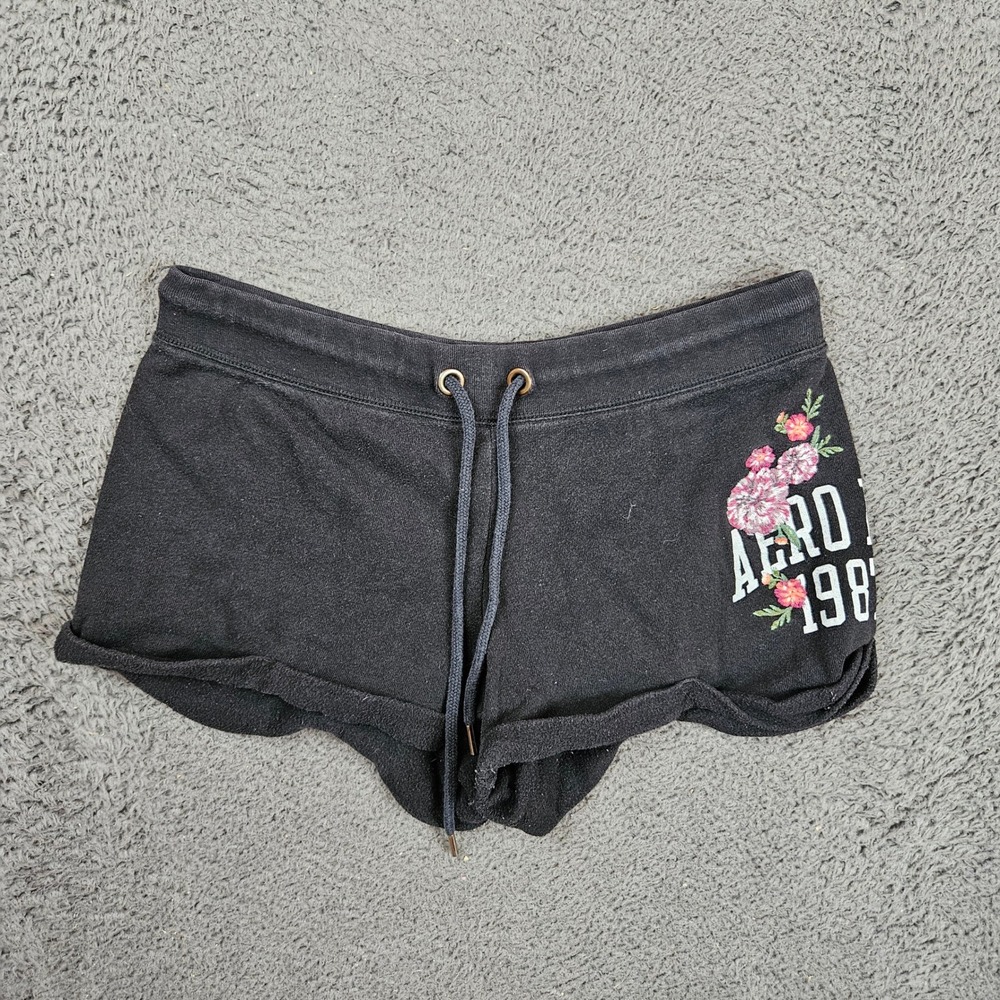 Aeropostale Womens Medium Black Floral Aero NYC 1987 Graphic Sweat Shorts
